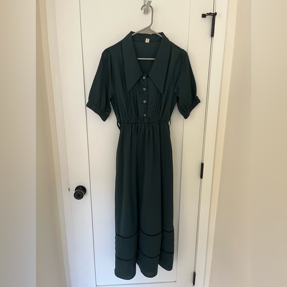 Elegant Dark Green Midi Dress